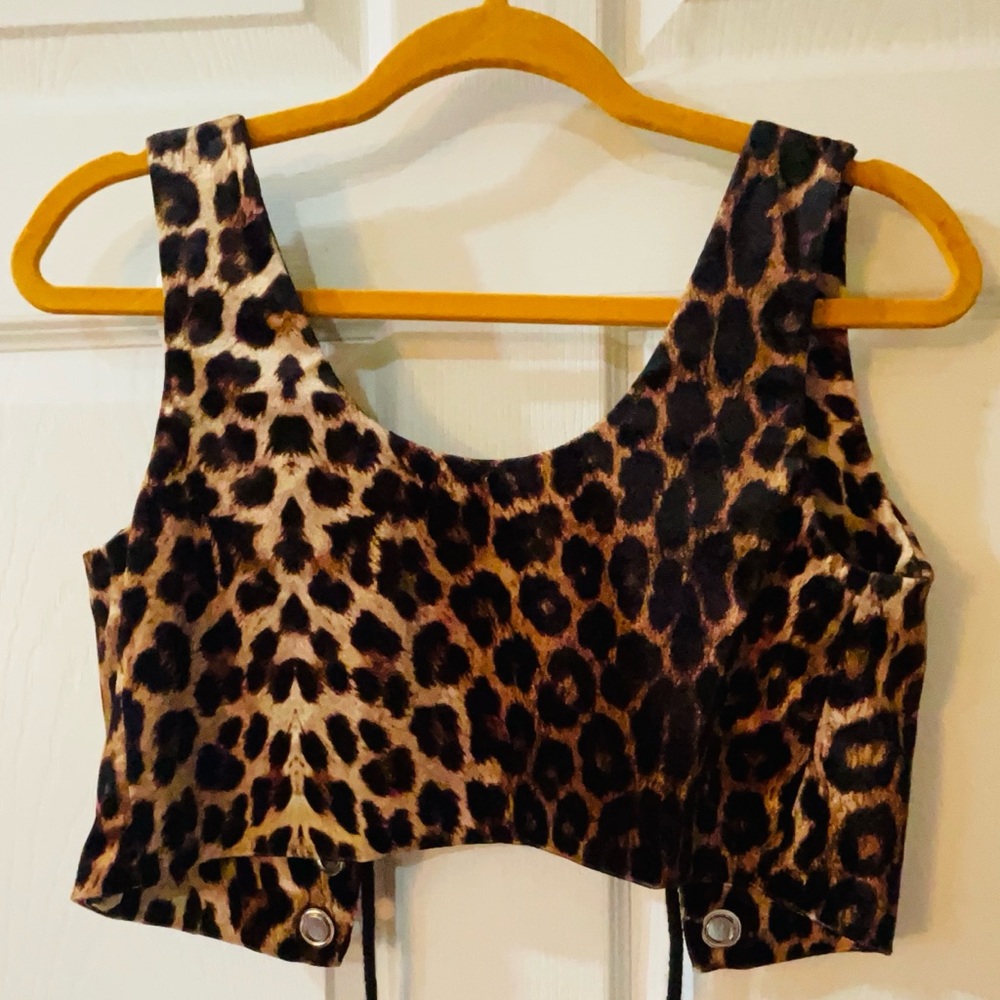 MXCI Velvet Leopard Print Lace-Up Crop Top - Picture 2 of 2